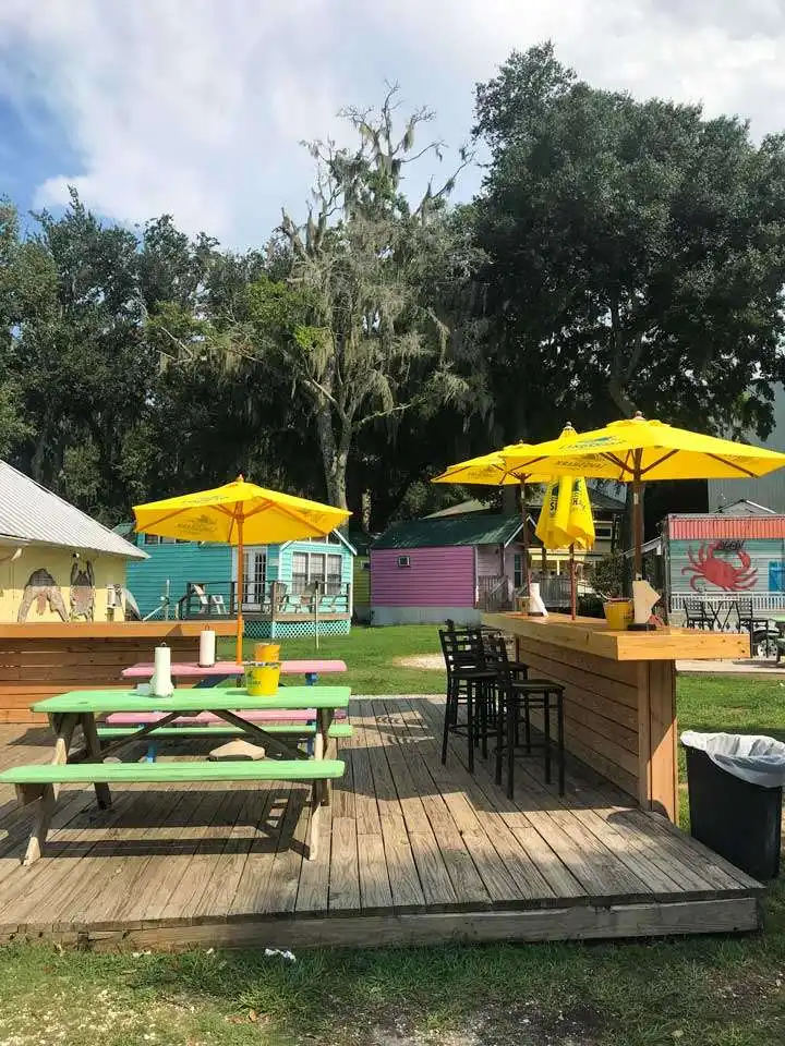 Outdoor seating at crab restaurant